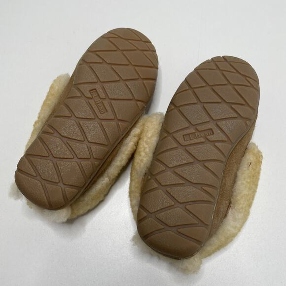 L.L Bean Women 7 M Tan Wicked Good Sheepskin Slippers Moccasins Shoes 130484 EUC - Picture 9 of 12